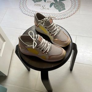 Michael Kor shoes